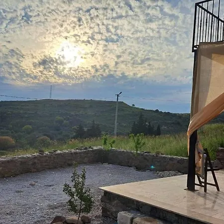 Tarihi Koyde Tas Ev Villa Karaburun (Izmir)